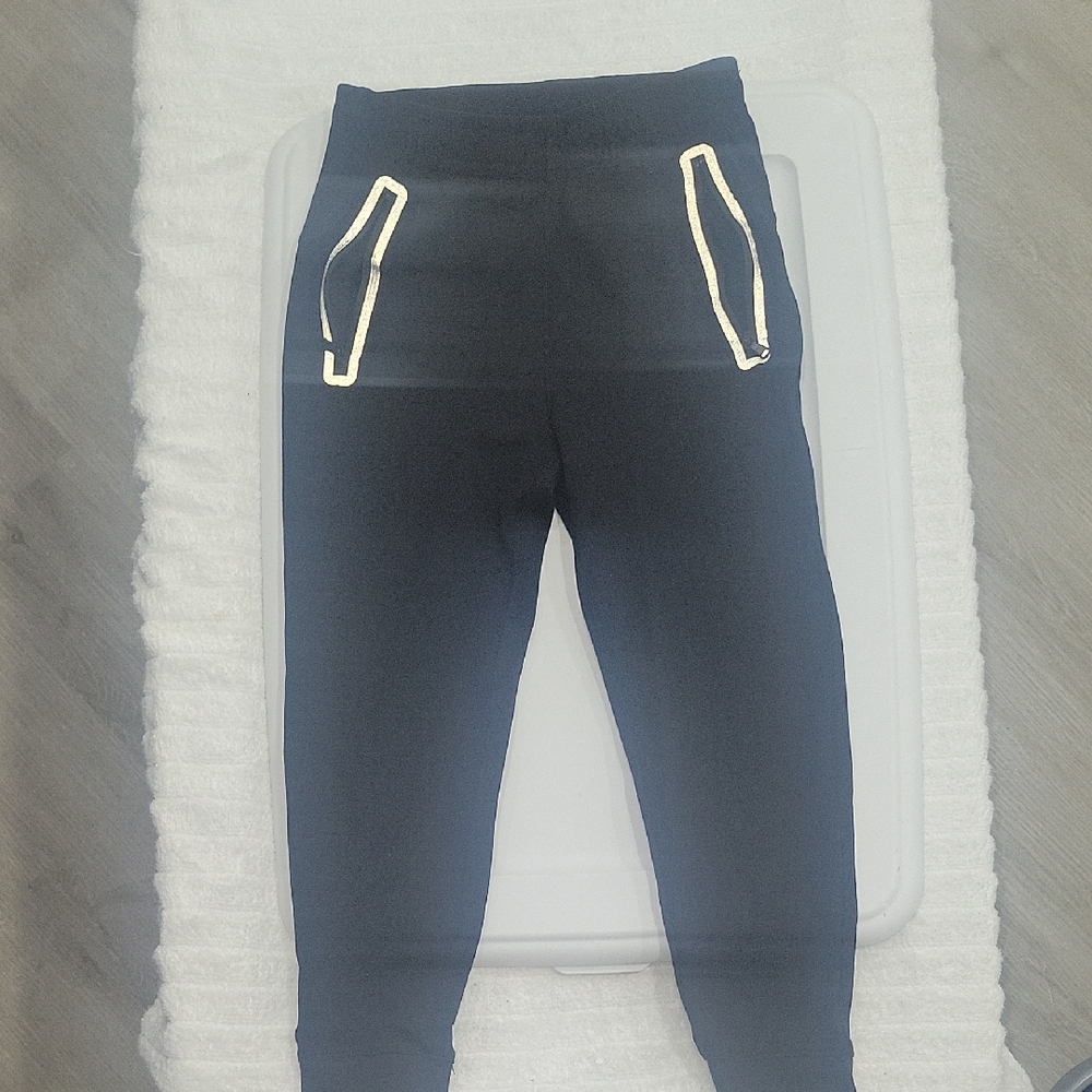 Old Navy Navy Jogger Pants with Cream Pocket Trim